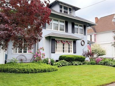 225 High St