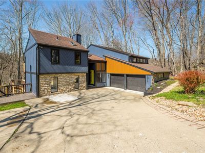 2635 Woodmont Ln
