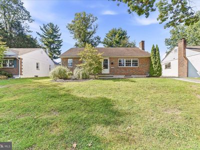 388 W Anderson Ave