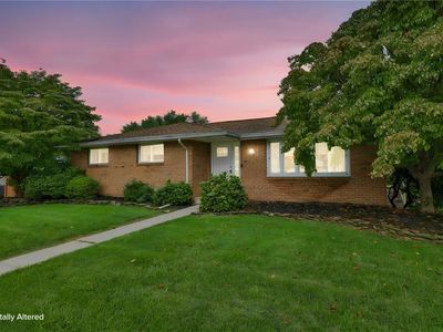 3955 Kenrick Dr