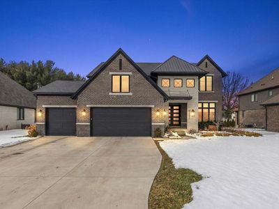 52801 Royal Park Ave