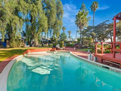 307 E Washington Ave