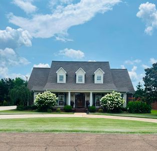 1308 Short Dr