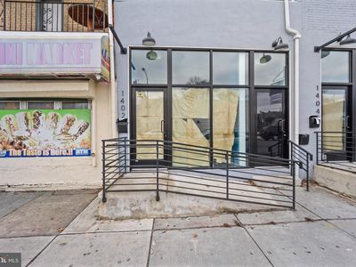 1402-1404 52
