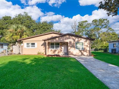 168 COUNTRY CLUB CIRCLE