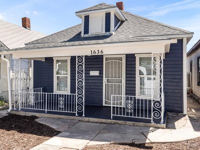 1636 Cedar St