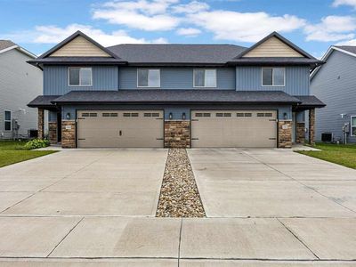 3300 Loethen Ln