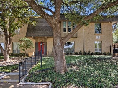 4320 Bellaire Dr S APT 225W