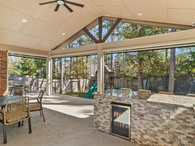 216 Elianne Lace Ct