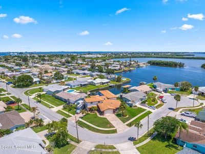 1275 Island Dr