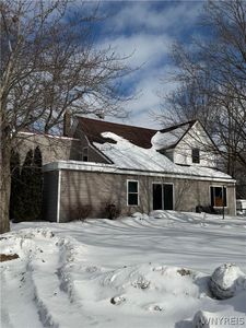 Property at 2999 Lower Mountain Rd, Sanborn, NY