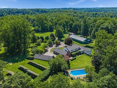 123 Lake Rd