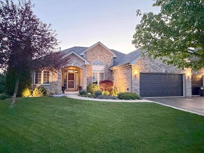 310 Bellaire Dr