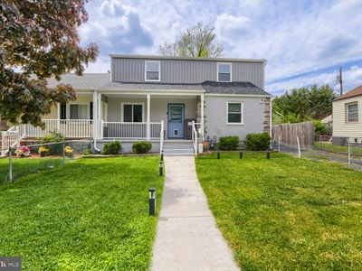 606 Meadow Rd