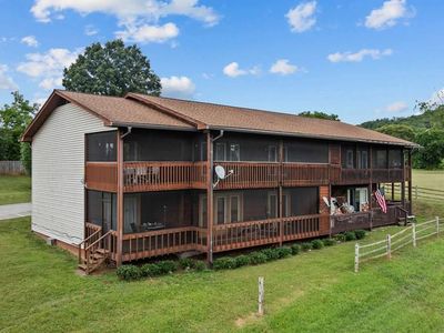Property at 83 1st St #B, Franklin, NC