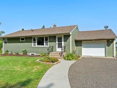 2435 Jansen Ave