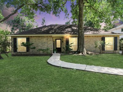 3122 Holly Green Dr