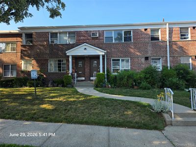 Property at 19607 Dunton Ave #1C, Hollis, NY