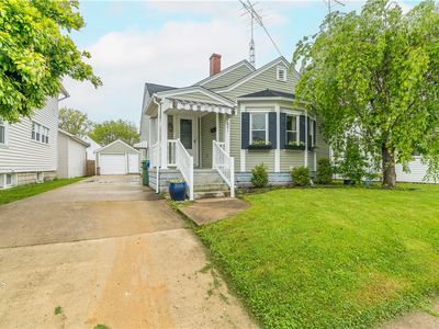 621 Campbell Rd