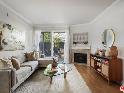 330 Cordova St UNIT 102