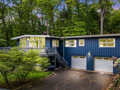 1112 Crim Rd