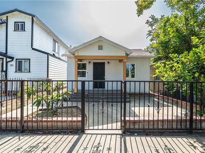 308 N Pasadena Ave