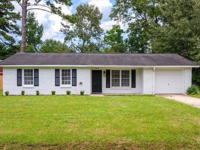 4494 Hardwood St
