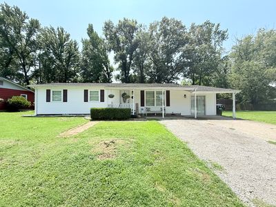 81 Dallas Dr