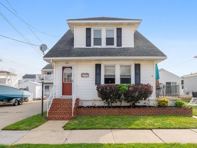 221 W 25th Ave