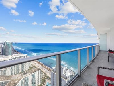 4111 S Ocean Dr #3706