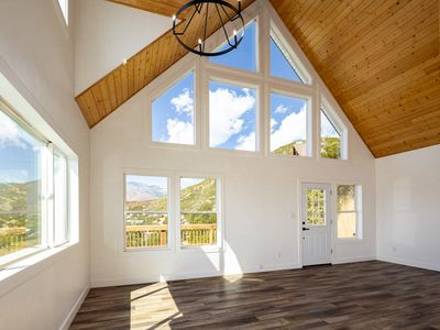 Property at 245 Big Matterhorn Cir, Midway, UT