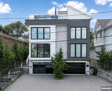 14 Valley Pl