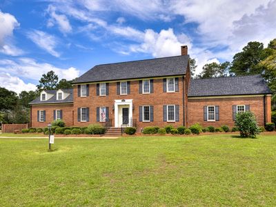 1054 Hickory Ridge Cir