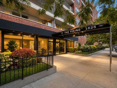 1625 Emmons Ave APT 2Y