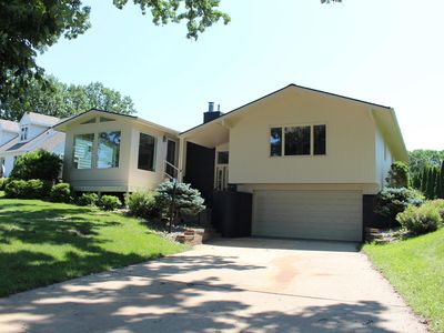 108 Lake Shore Dr