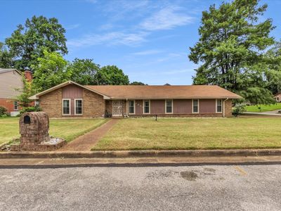 2801 E Battle Creek Cv