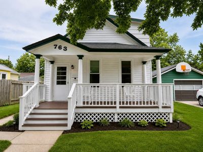 763 W Mark St