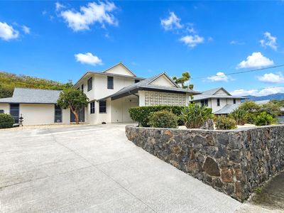 970 Apokula Pl