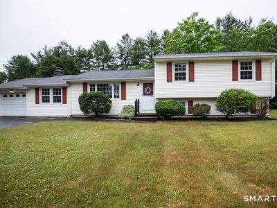 Property at 36 Jamestown Circle, Wallingford, CT