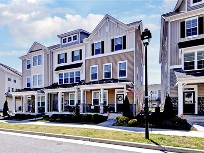 1415 Harwinton Ct