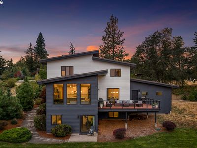 4320 Alpenglow Dr