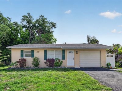 1934 Flamingo DR