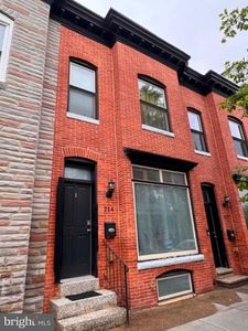 214 S Highland Ave