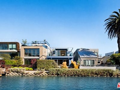 230 Carroll Canal
