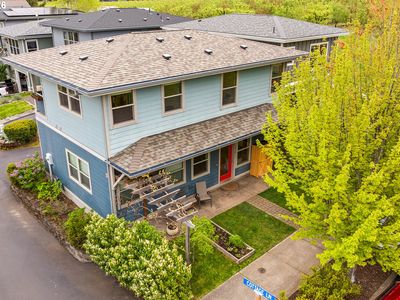 Property at 1229 29th St, Hood River, OR