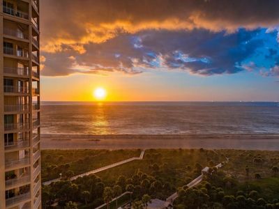 1170 GULF BOULEVARD #1605