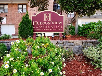 678 Warburton Avenue #7I-7J