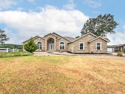 25 Eddleston Dr