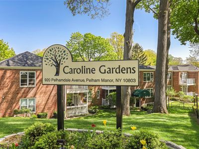 920 Pelhamdale Avenue #C1G