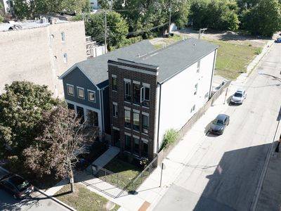 321 S Washtenaw Ave